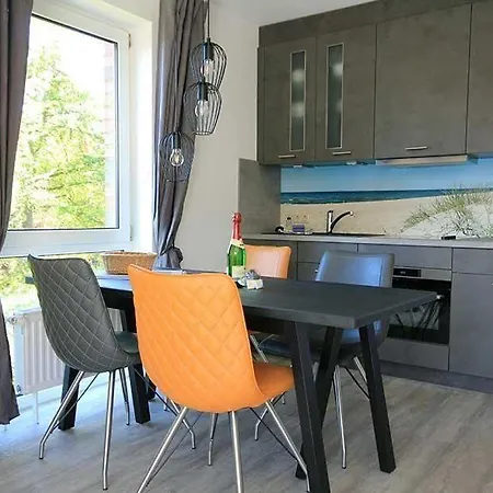 Ferienwohnung-9-im-appartementhaus-seeadler-duhnen-mit-strandkorb