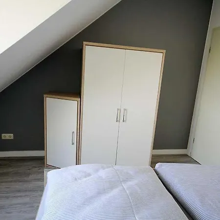 Ferienwohnung-9-im-appartementhaus-seeadler-duhnen-mit-strandkorb Apartment *