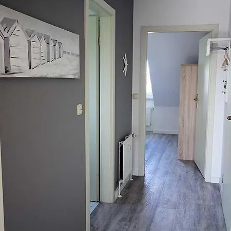 Apartment Ferienwohnung-9-im-appartementhaus-seeadler-duhnen-mit-strandkorb *